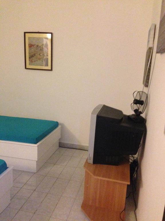 Guest House Alek Vrboska Chambre photo